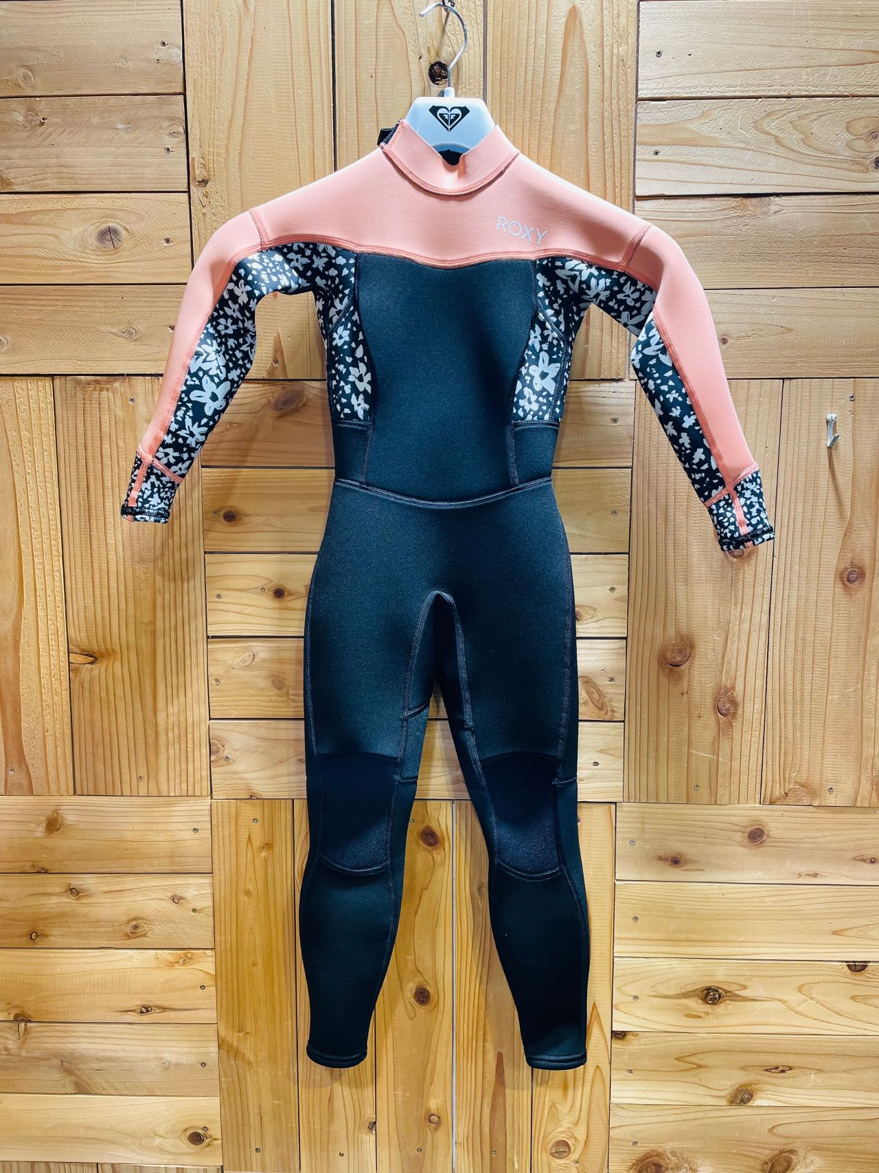chigasakiroxyfullsuits1 - SHOP NEWS | ムラサキスポーツオンラインストア 通販