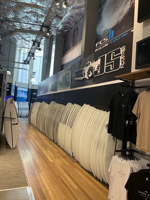 kirraSurfPic7 - SHOP NEWS | ムラサキスポーツオンラインストア 通販