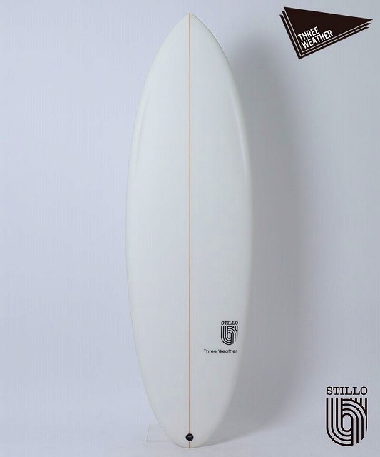a-5DnhPvtA - SHOP NEWS | ムラサキスポーツオンラインストア 通販 White surfboard standing upright against a light background with a vertical stringer and branding logos near the lower part.