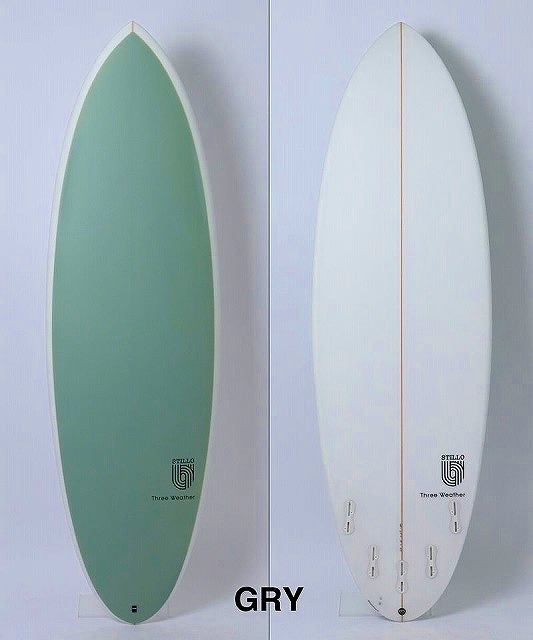 a-a-ylA1QS2g - SHOP NEWS | ムラサキスポーツオンラインストア 通販 Two surfboards standing upright side by side: left green with white edge, right white with a brown stringer and fin boxes along the bottom