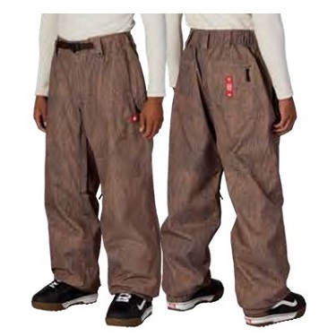 Side-by-side view of two people wearing loose brown pants with drawstrings at the waist and pockets, shown from the front and back.