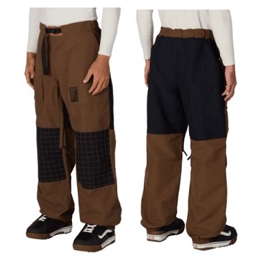 Front and back views of brown cargo pants with black knee patches and a belt, worn with sneakers.